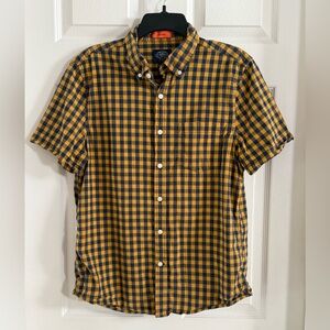 St. John's Bay Men's‎ Shirt Gingham Comfort Flex No Tuck Size M